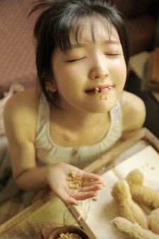 动漫成年美女黄漫视频